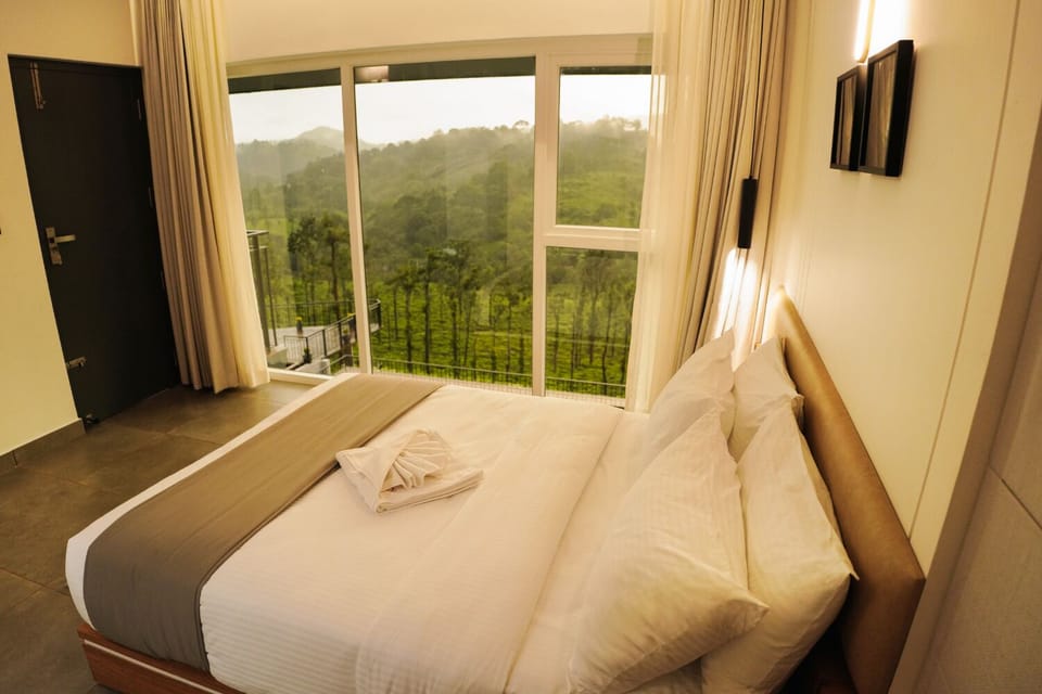 Family Suite | Egyptian cotton sheets, premium bedding, down comforters