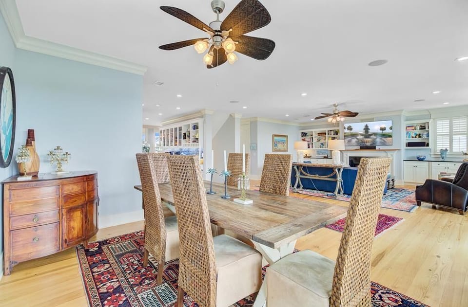 Dining Room and Living Area