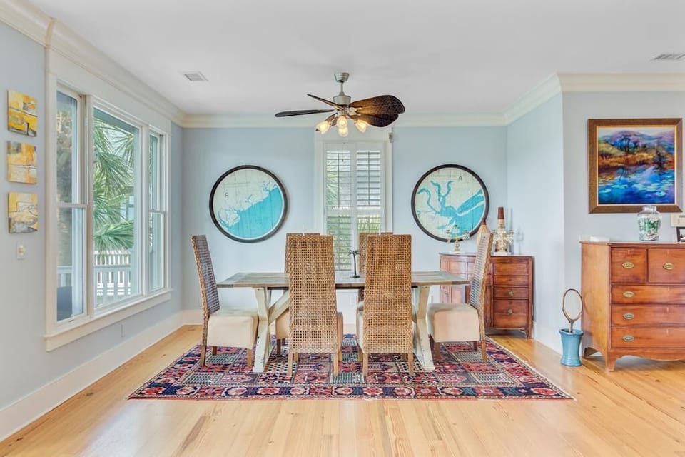 Dining Area at 518 Carolina