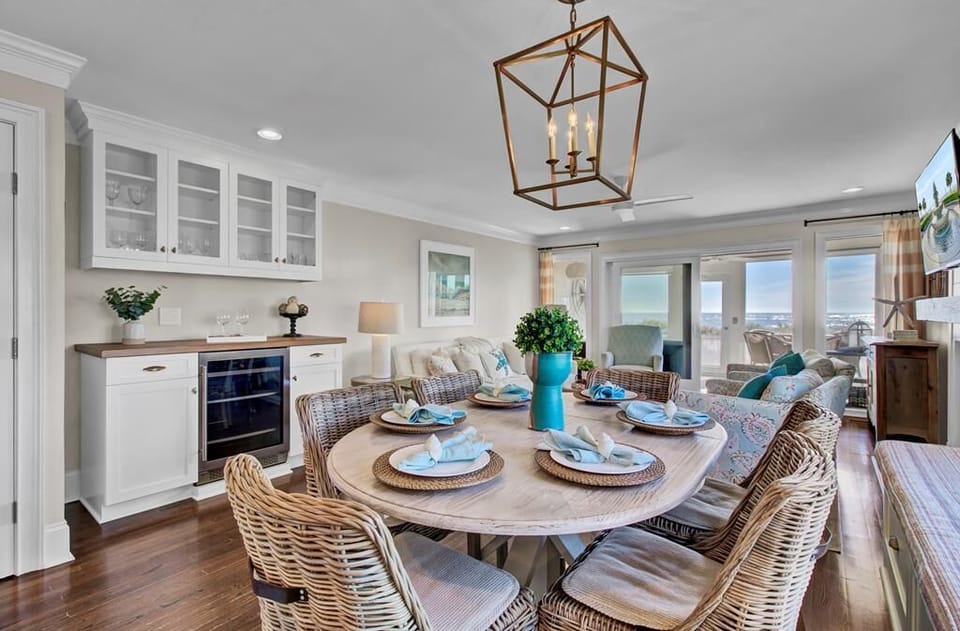 Dining Area, 8 Beach Club Villa