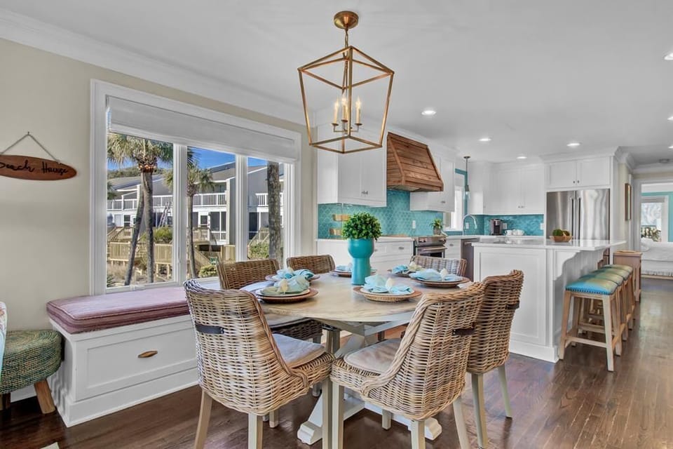 Dining Area, 8 Beach Club Villa