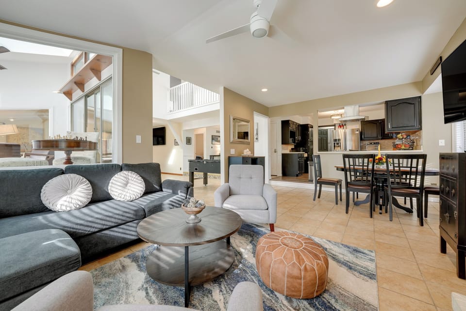 House (4 Bedrooms) | Interior