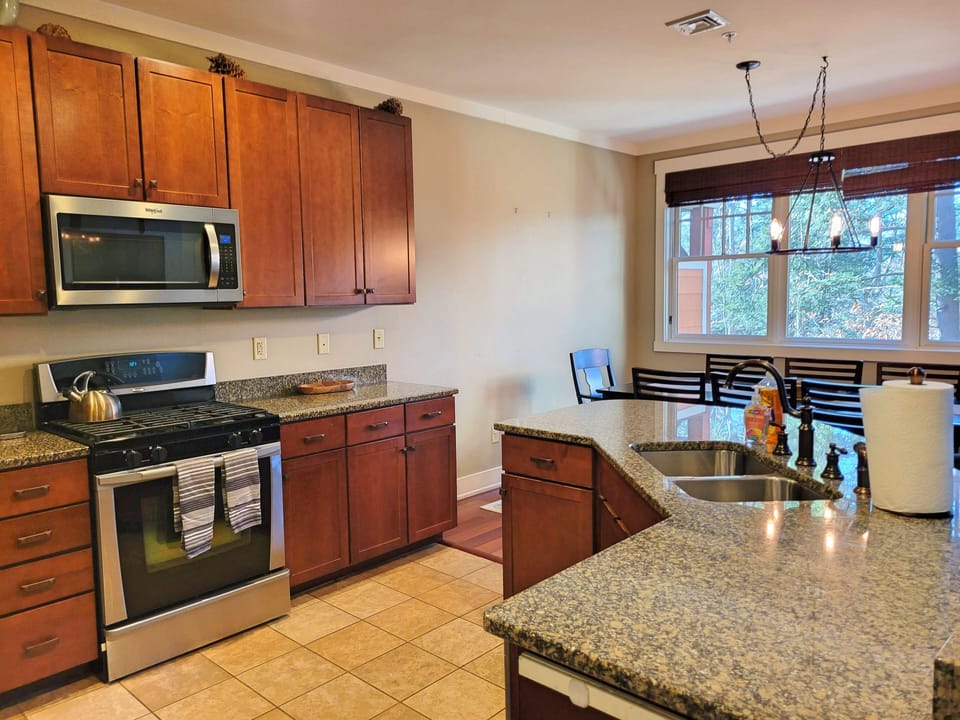 Spacious kitchen