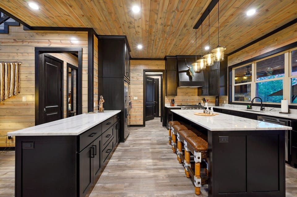 Gorgeous chef’s kitchen stocked with everything you need to prepare any meal.