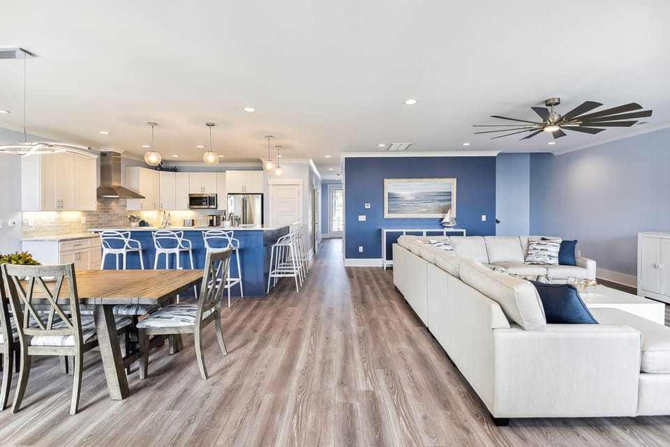 Great open floor plan in this fabulous  beach house!