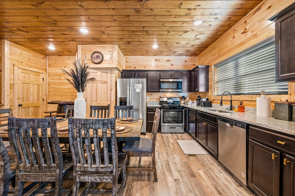 Rustic Modern Mountain Cabin's dining area and kitchen