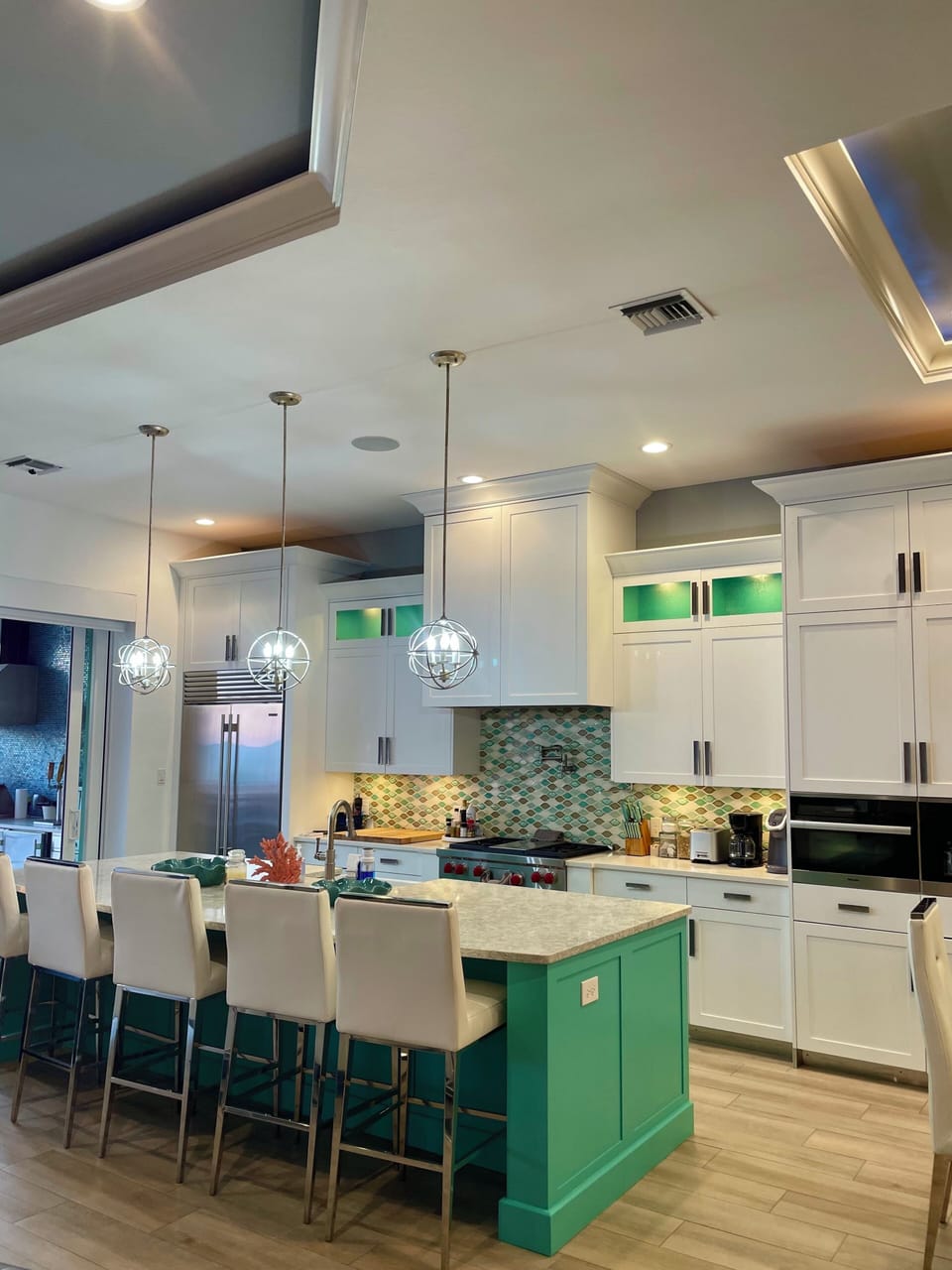 Chef’s Kitchen

Gourmet kitchen with custom cabinetry & island.