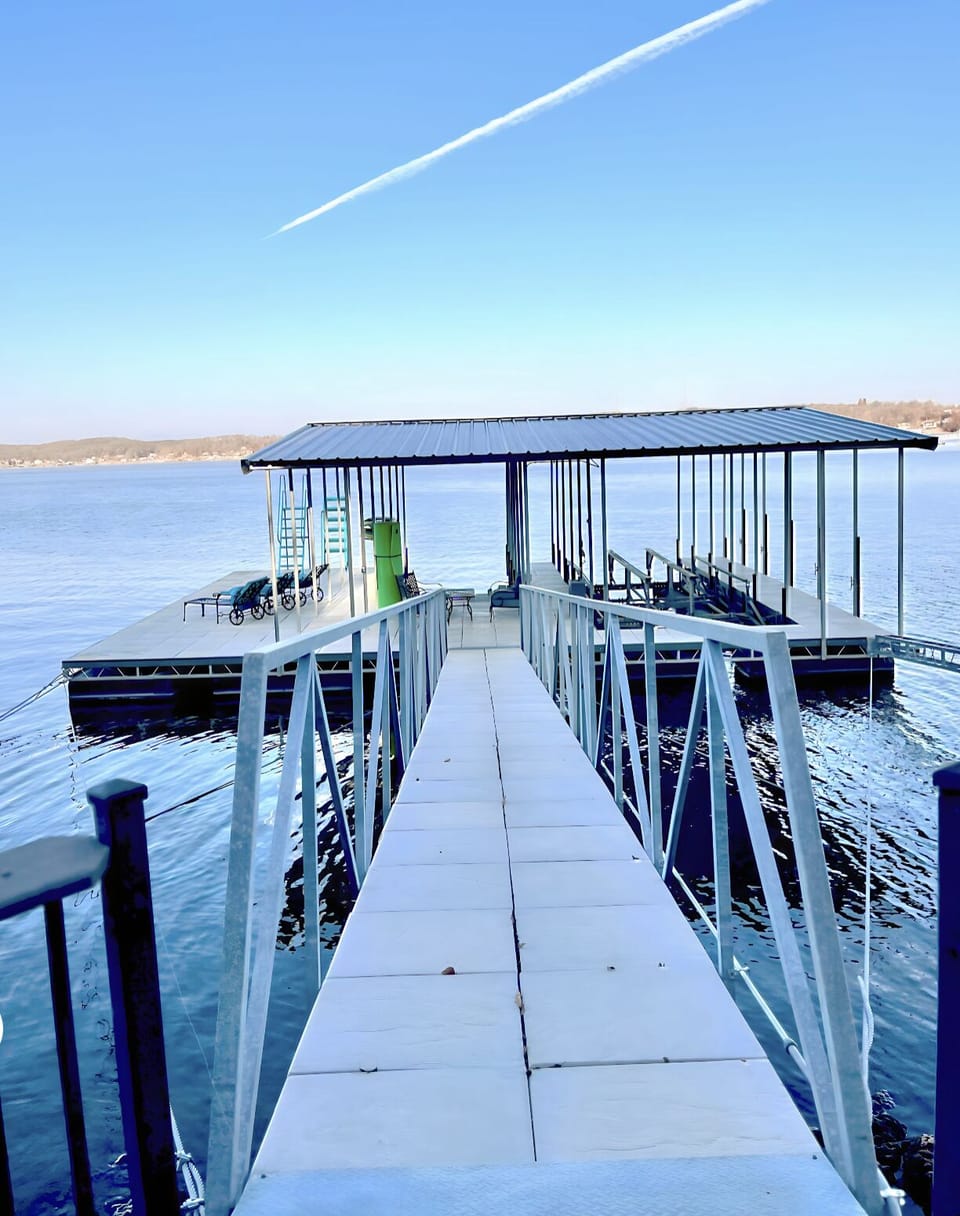 Walkway to private dock 