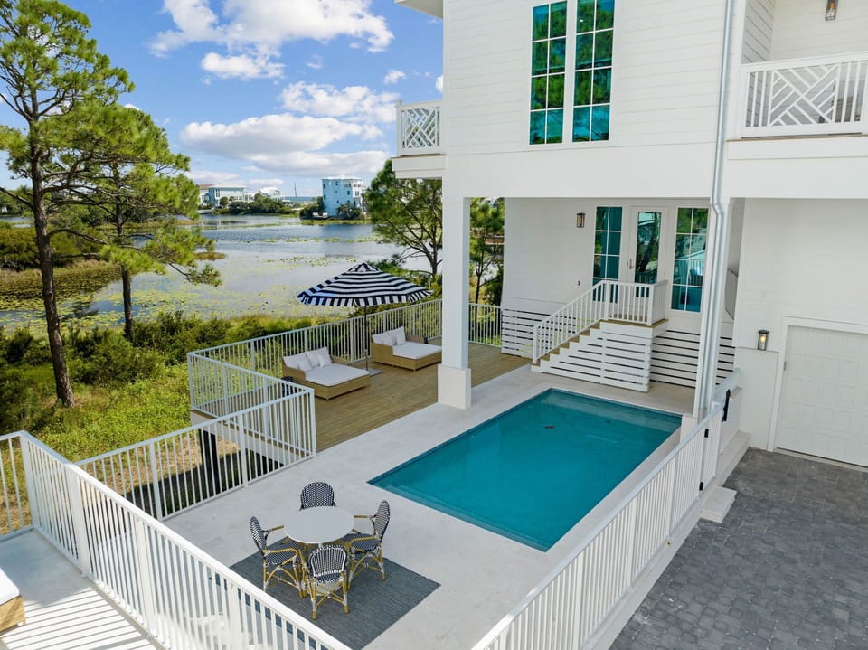 Private pool