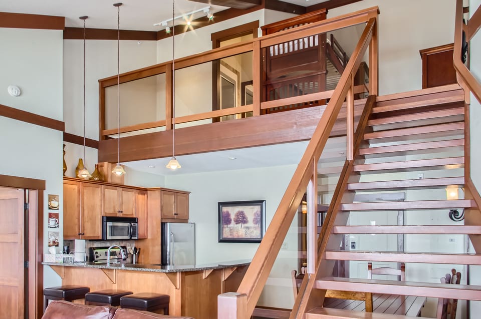 Stonegate Resort Unit A402 | Living area | Flat-screen TV, fireplace