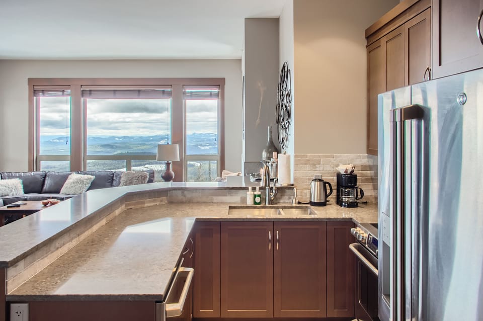 Stonegate Resort Unit B401 | Private kitchen | Coffee/tea maker, fridge, microwave, oven