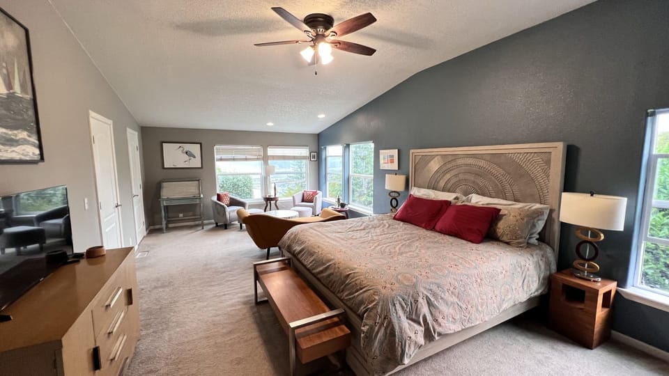 A master suite you won't want to leave.