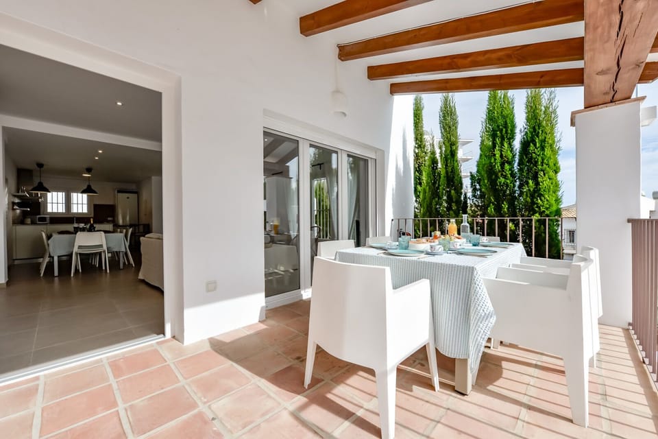El Paseo - By Almarina Villas (4455)