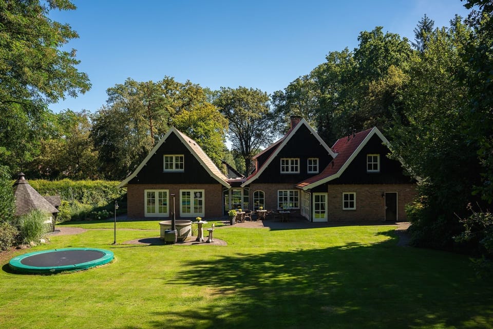 Holiday Home Exterior [summer]