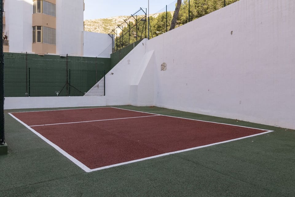 Sport court