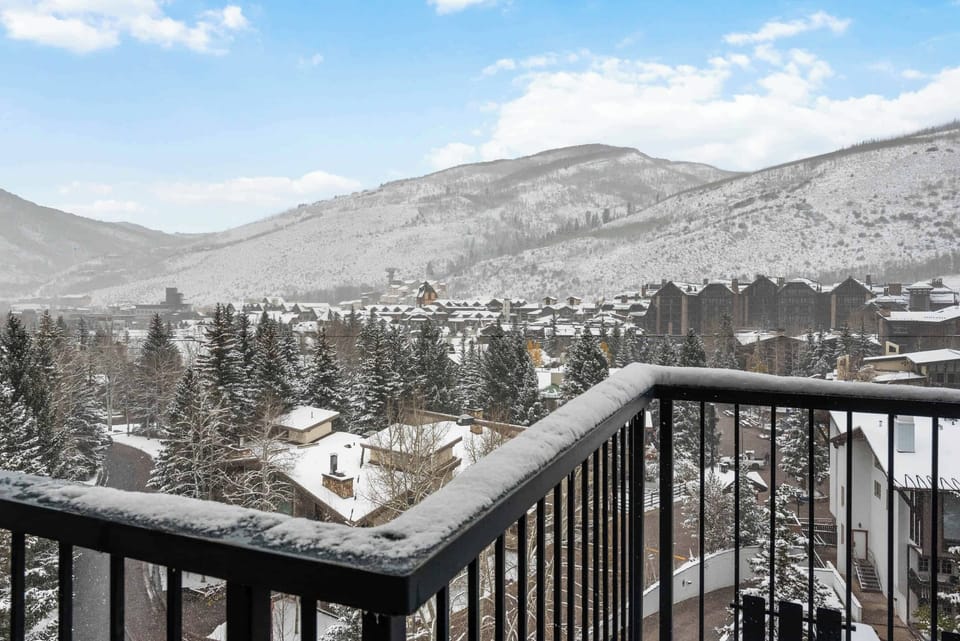 Lodge-Tower-686-3056_1