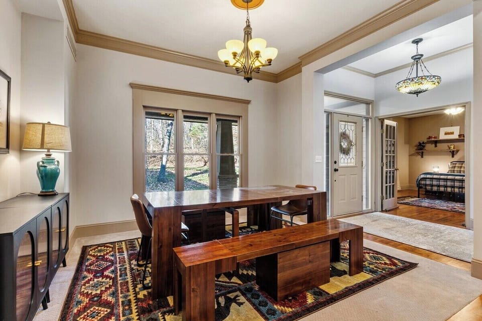 Dining Area: Seating for up to 8 guest on this beautiful wood dining table. 