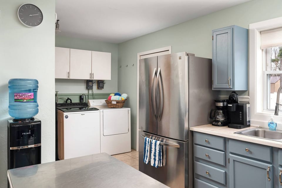 Full Washer and Dryer (and filtered spring water) included for your use
