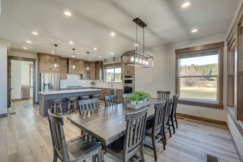 House (4 Bedrooms) | Interior