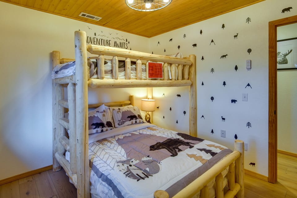 House (3 Bedrooms) | Interior