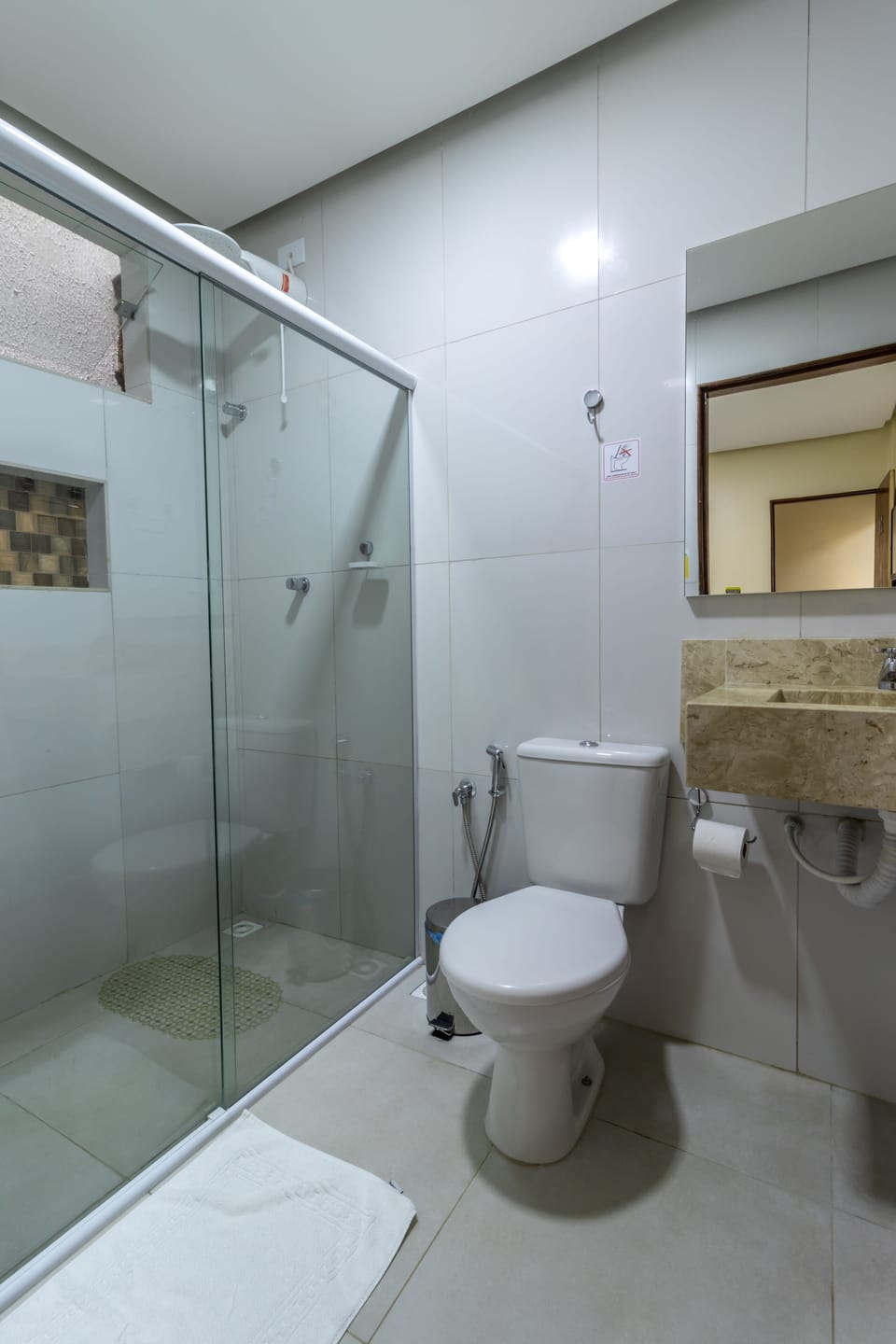 Suite, 1 Double Bed, Non Smoking | Bathroom | Shower, free toiletries, hair dryer, towels