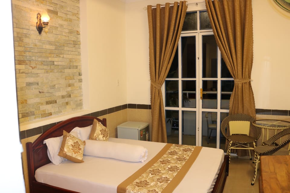 Family Double Room | Individually furnished, desk, laptop workspace, soundproofing