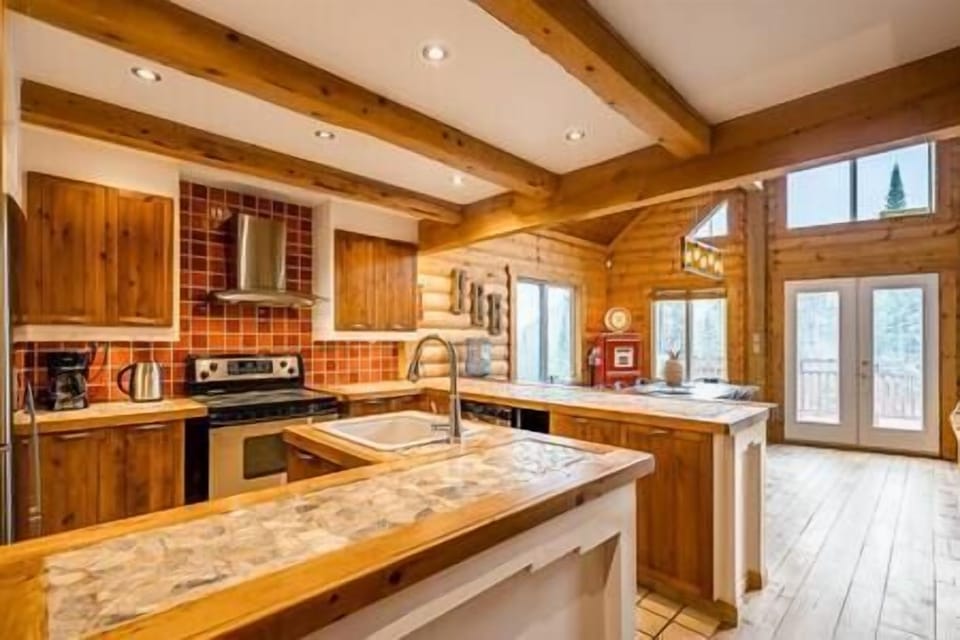 Kitchen (1)