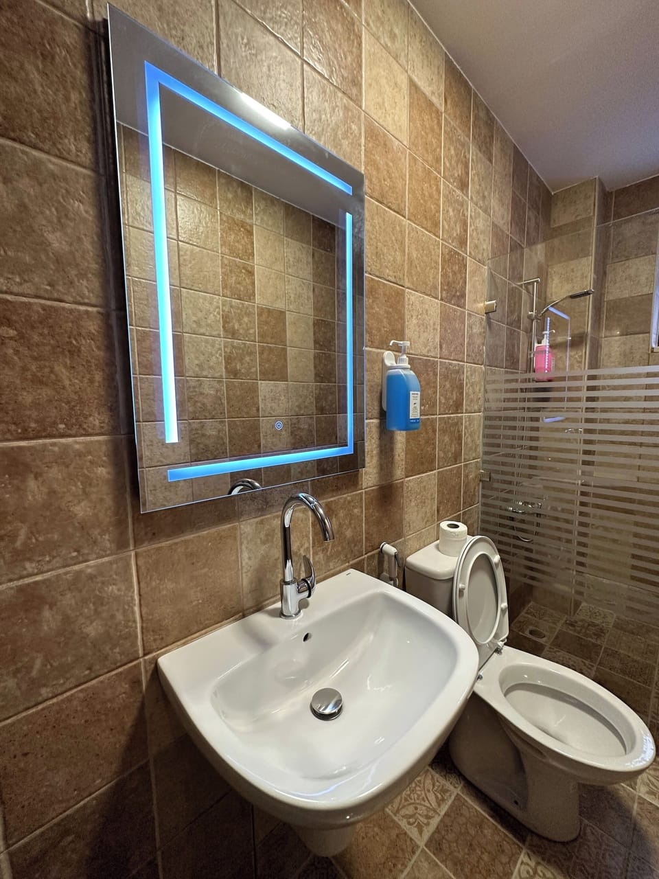 1 Antika Jabalal-lovebdeh Apartment in Africa