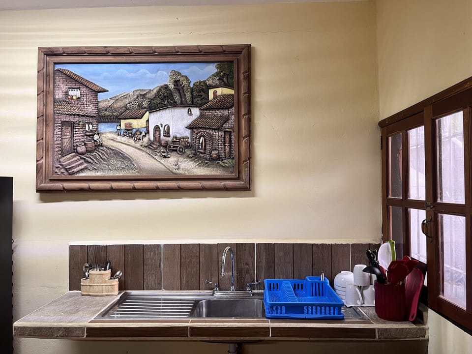 Deluxe Double Room | Living area | 40-inch Smart TV with digital channels, Netflix, streaming services