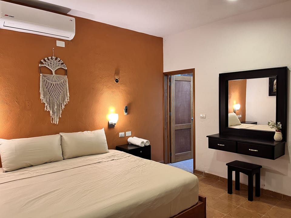 Deluxe Double Room | In-room safe, iron/ironing board, free WiFi, bed sheets