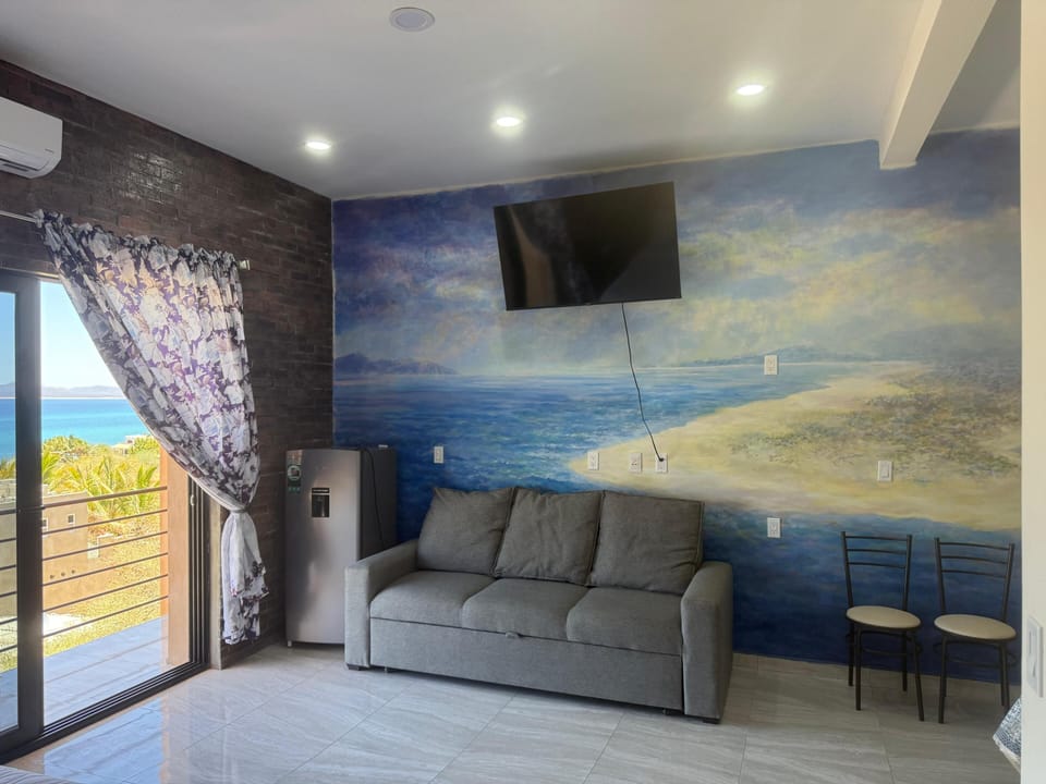 Family Double Room | WiFi (free), individually furnished, bed sheets