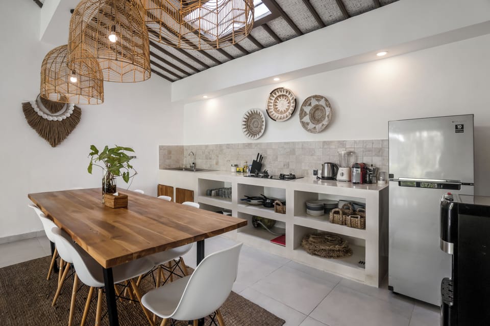 Deluxe Villa, 3 Bedrooms, Private Pool, Garden View | Private kitchen | Fridge, microwave, stovetop, coffee/tea maker