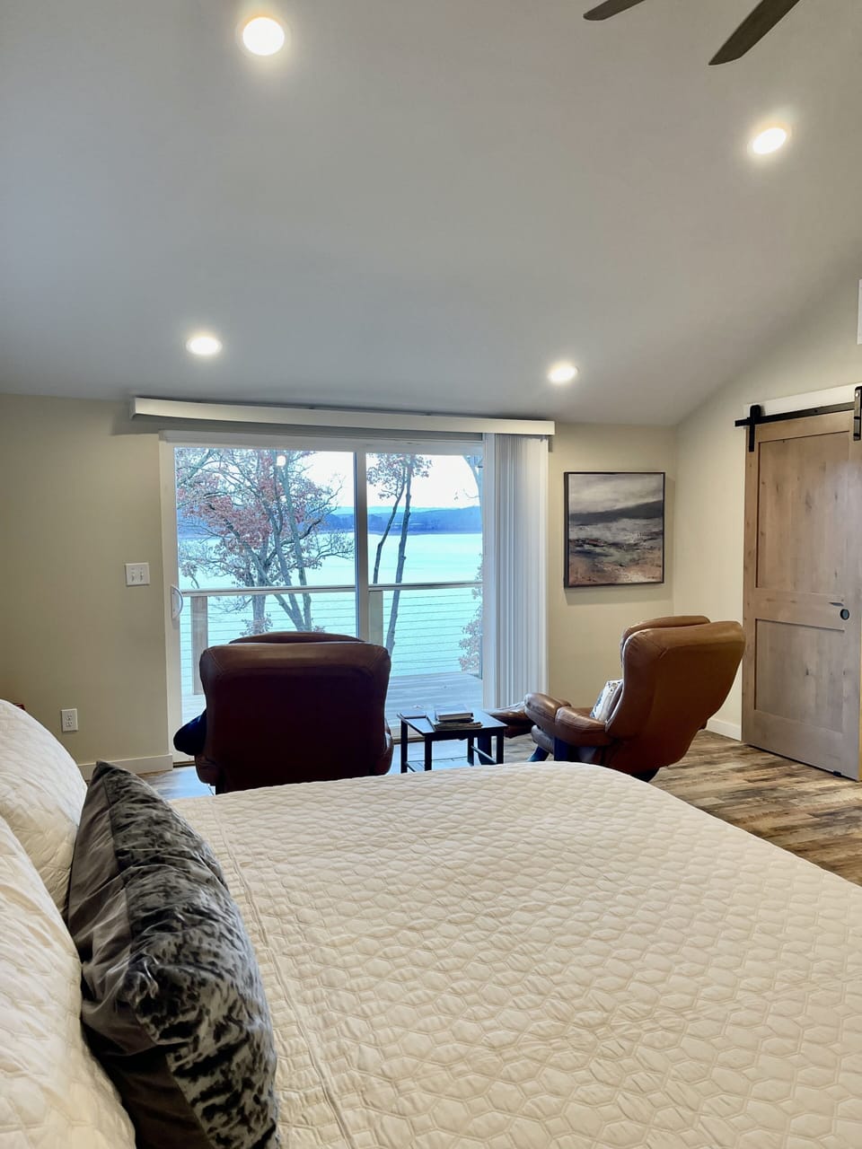 Master Lake View
