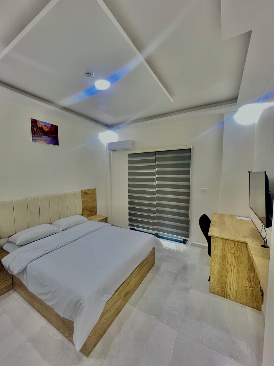 Standard Room | Hypo-allergenic bedding, memory foam beds, desk, laptop workspace
