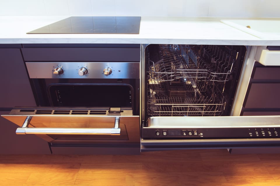 Comfort House | Shared kitchen | Shared fridge, oven, stovetop, dishwasher