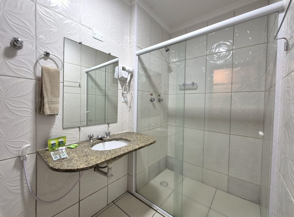 Free toiletries, soap, shampoo