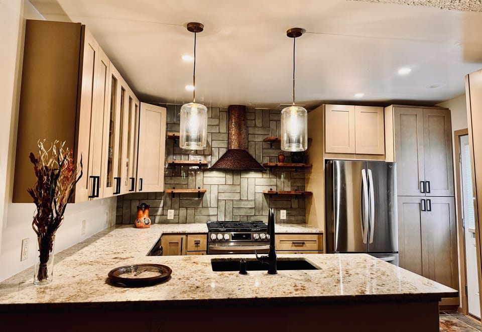 Great Kitchen with dishwasher, microwave, gas range. 