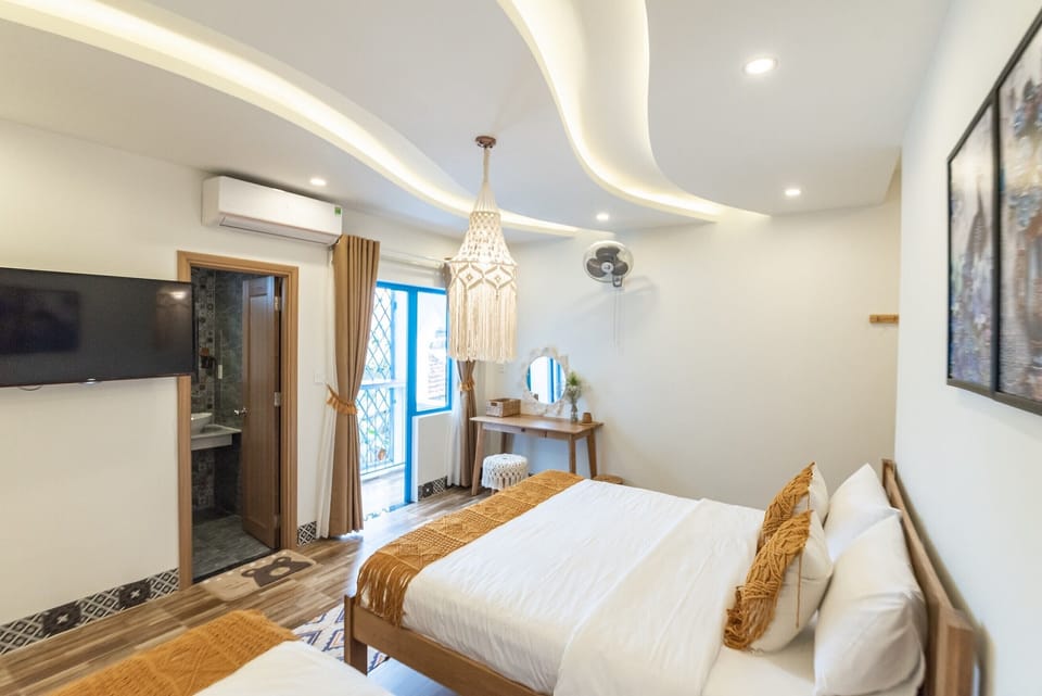 Deluxe Twin Room, 1 Bedroom, Garden View | In-room safe, individually decorated, desk, iron/ironing board