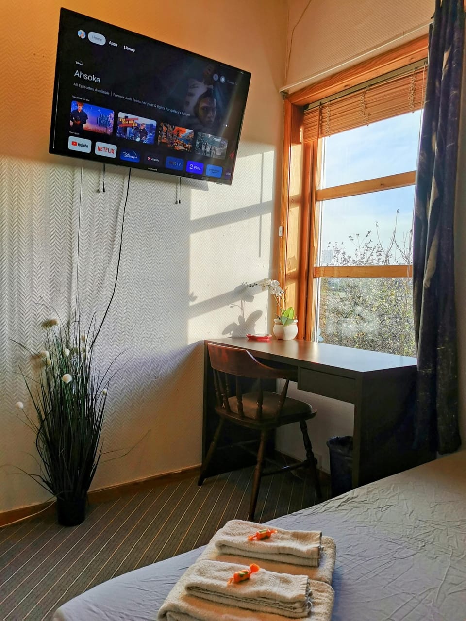 Premium Room, 1 Queen Bed, Garden View | 1 bedroom, premium bedding, individually decorated