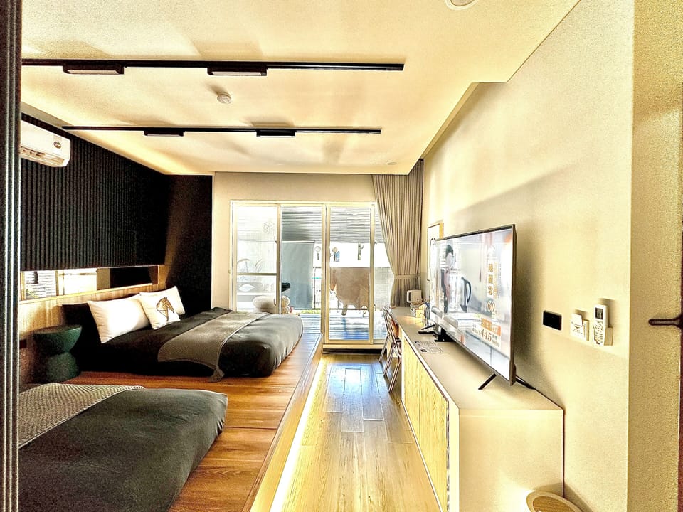 City Quadruple Room