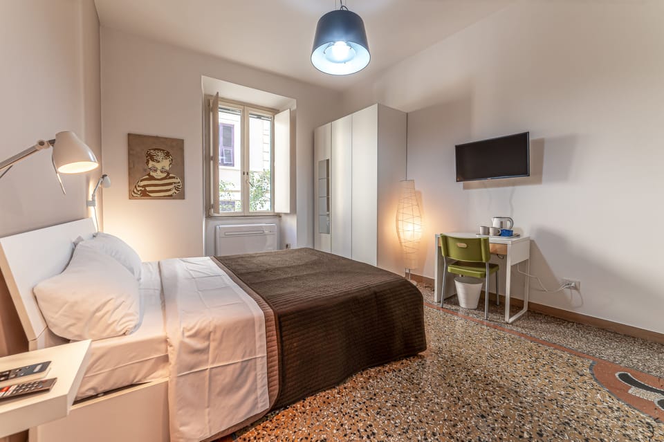 Deluxe Room | 1 bedroom, premium bedding, desk, blackout drapes