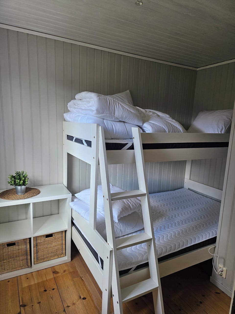 Basic Cabin | Free WiFi