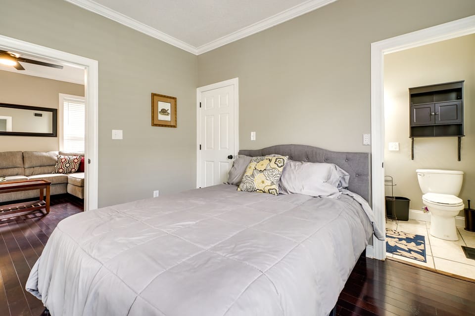 House (2 Bedrooms) | Interior