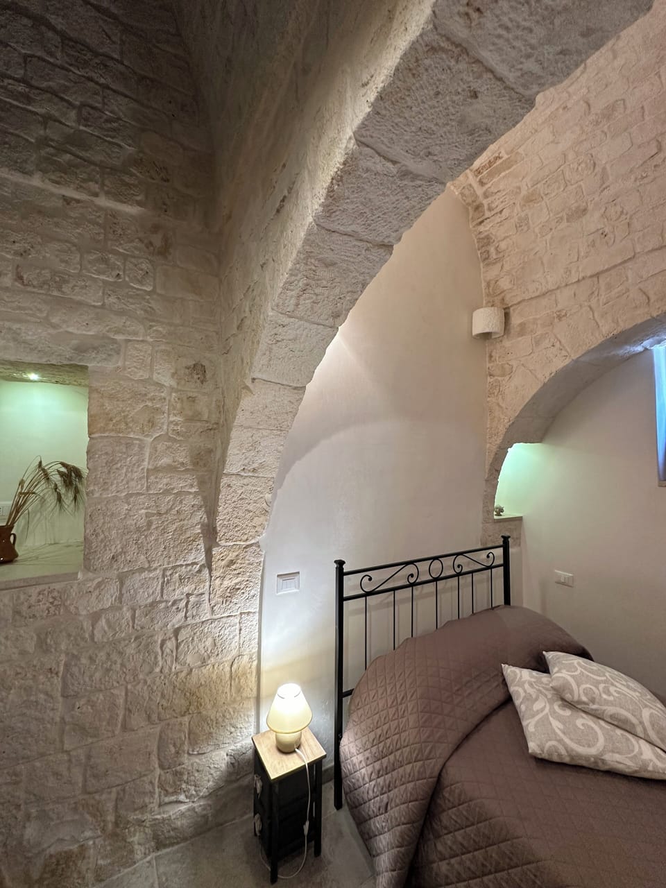 Deluxe Apartment | 2 bedrooms, hypo-allergenic bedding, memory foam beds, desk