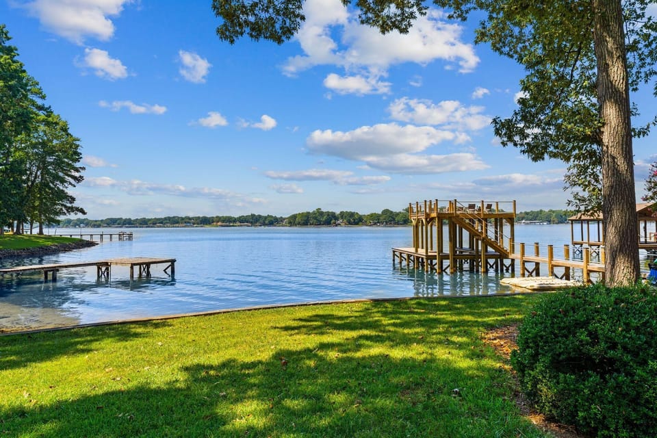 House, Multiple Beds (Lakefront Living w/Optional Boat Rent) | Miscellaneous