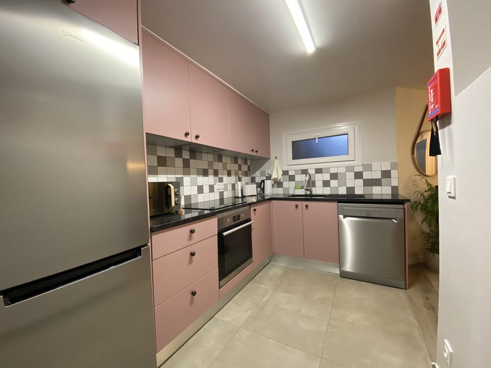 Kitchen (1)