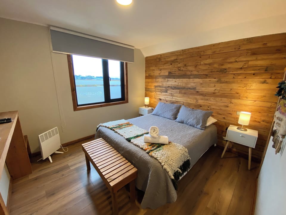 Standard Double Room | Laptop workspace, free WiFi, bed sheets