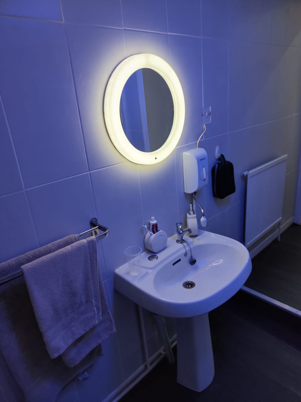 Basic Shared Dormitory | Bathroom | Shower, free toiletries, hair dryer (on request), towels