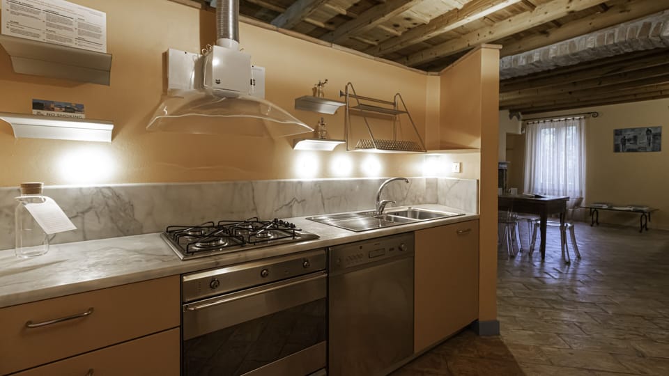 Apartment (1 Bedroom) | Interior
