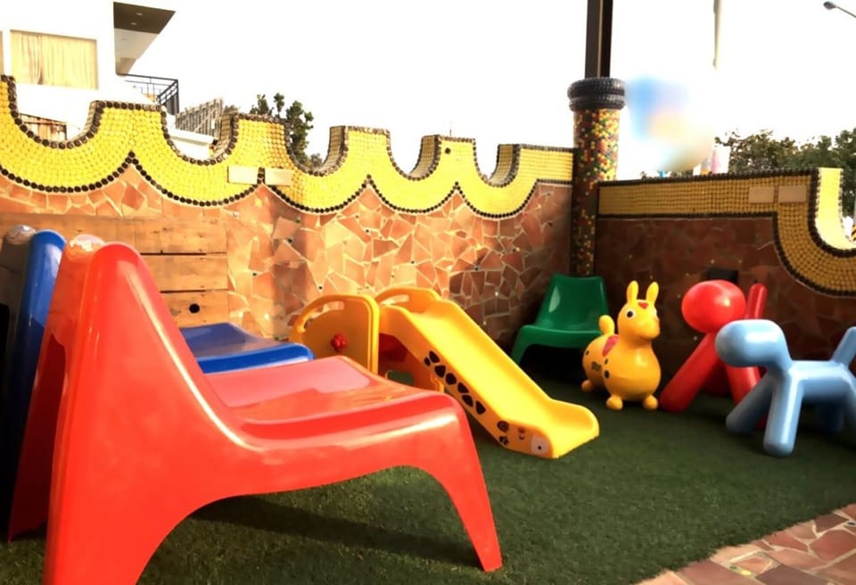 Mini Summer Hostel Bed and Breakfast in Hengchun Township